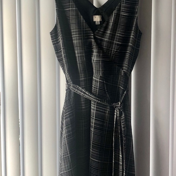 A NEW DAY - M BLACK/WHITE DRESS - Picture 4 of 8
